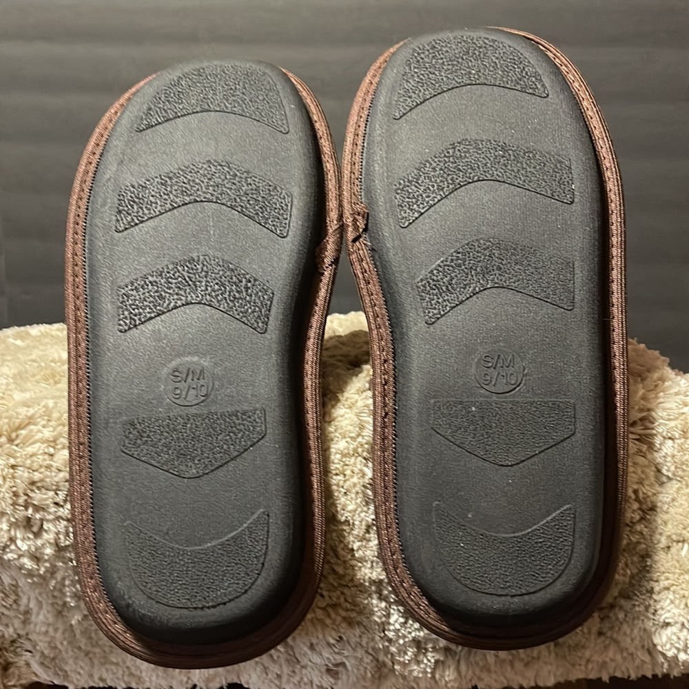 Men's Realtree Pattern Slide On Slippers - Picture 8 of 11